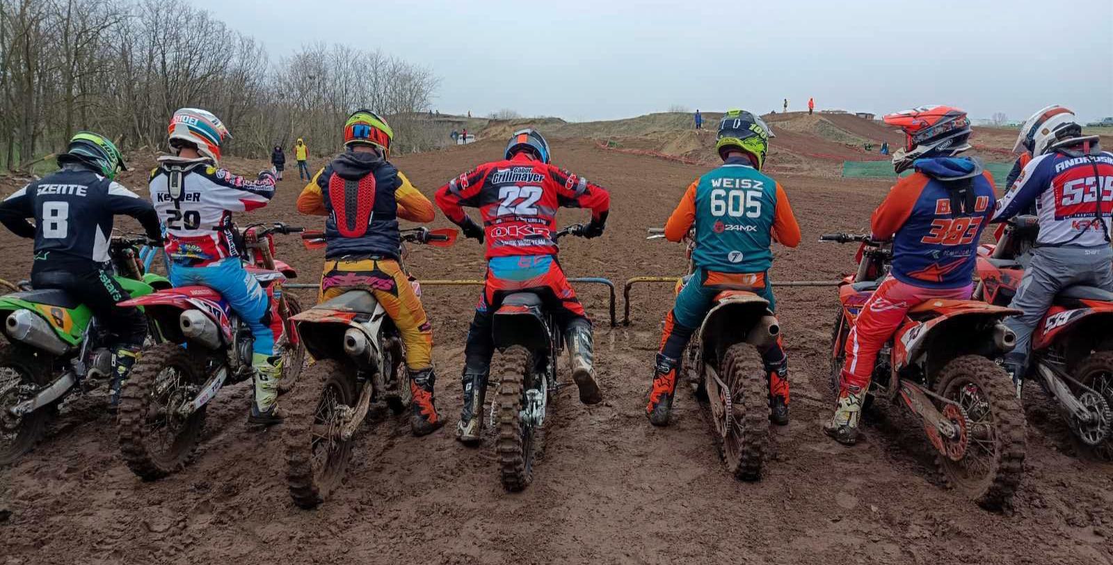 OKR Gábor Grilmayer #22 at the start